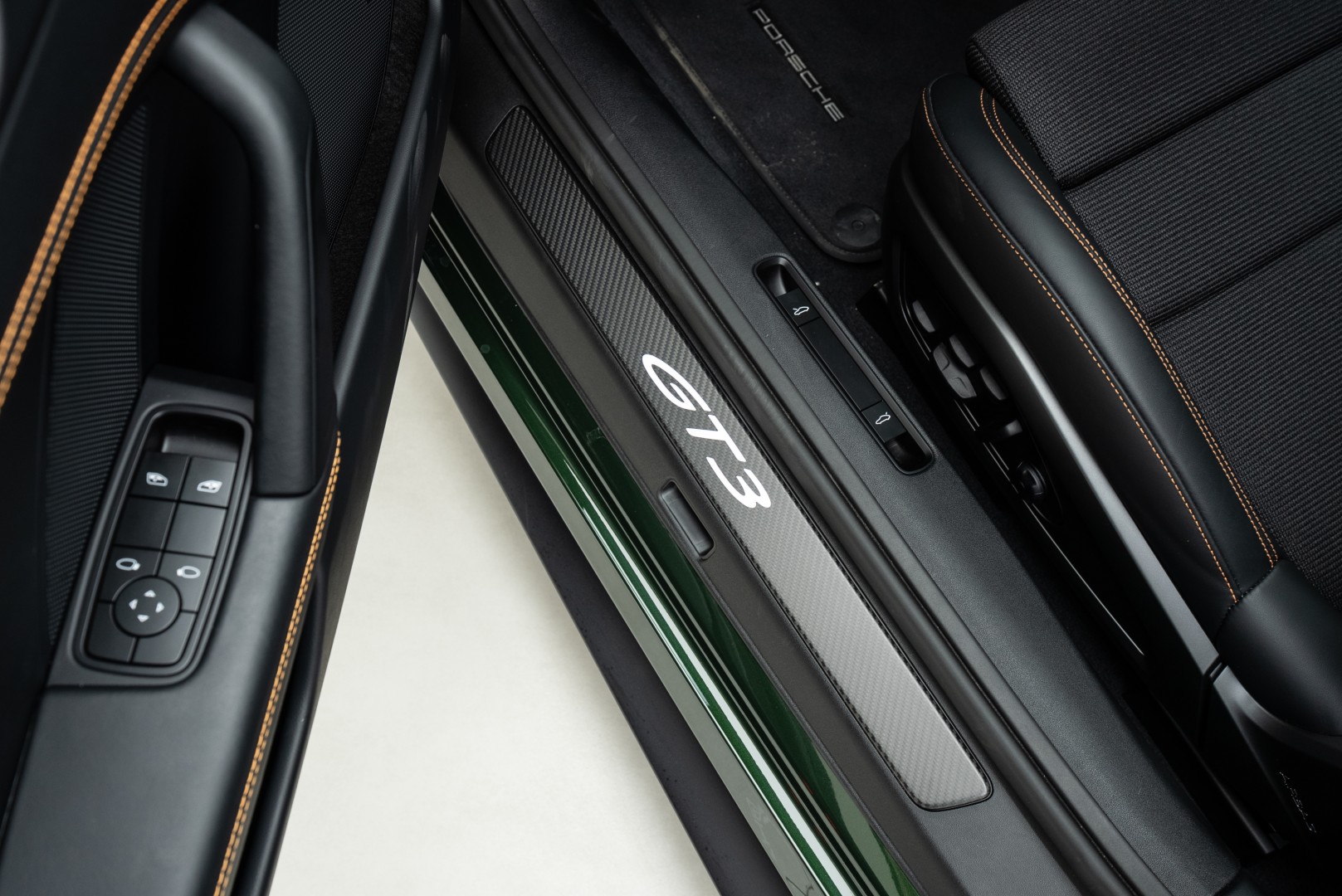 2025 PORSCHE 911 GT3 TOURING | MAIN DEALER WARRANTY | HIGH SPEC